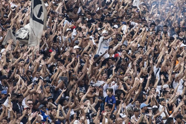 38 mil torcedores se fizeram presentes no treino aberto na Arena Corinthians, nesta terça-feira