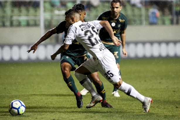 Clayson correndo muito contra o América-MG, pelo Brasileirão