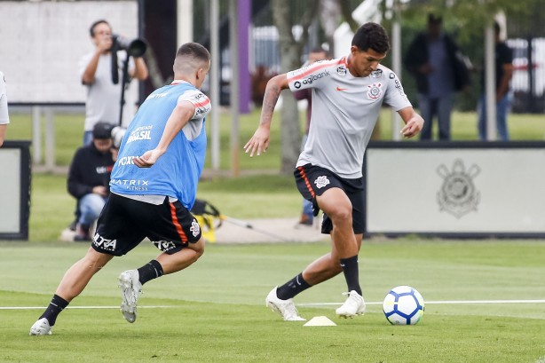 Matheus Vital também esteve presente no treinamento desta tarde no CT
