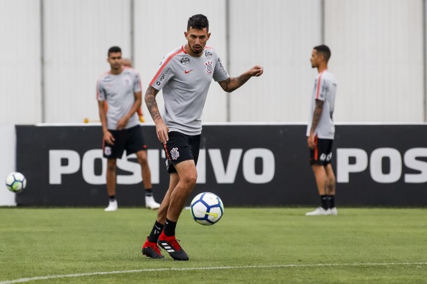 Pedro Henrique treina para equipe enfrentar o América-MG, no Independência