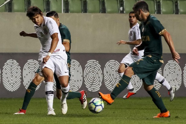 Romero em partida contra o América-MG, no Independência, pelo Brasileirão
