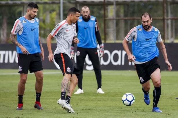 Treino desta tarde no CT Joaquim Grava; o último antes do jogo contra o América-MG