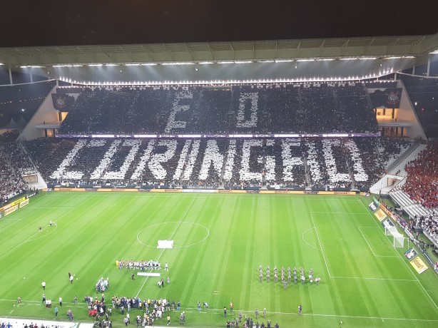 Mosaico exibido no jogo contra o Flamengo, pela semifinal da Copa do Brasil