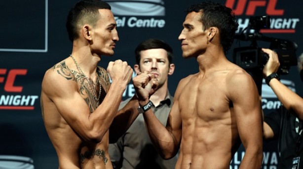 Do Bronx encara americano Max Holloway em pesagem do UFC Saskatoon, em 2015