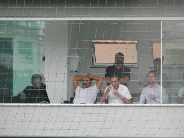 Luis Paulo Rosenberg esteve presente no treino