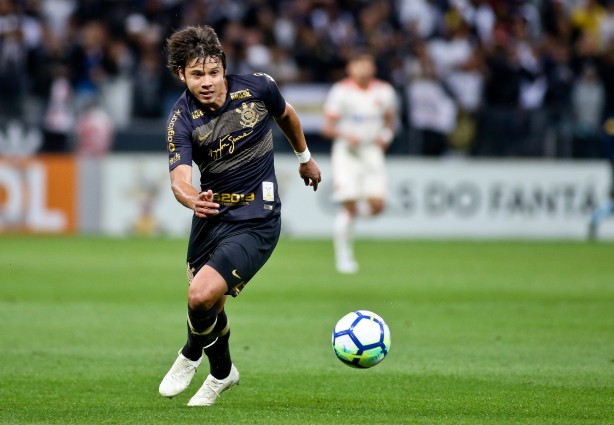 O paraguaio Ángel Romero durante jogo contra o Flamengo, na Arena Corinthians, pelo Brasileirão