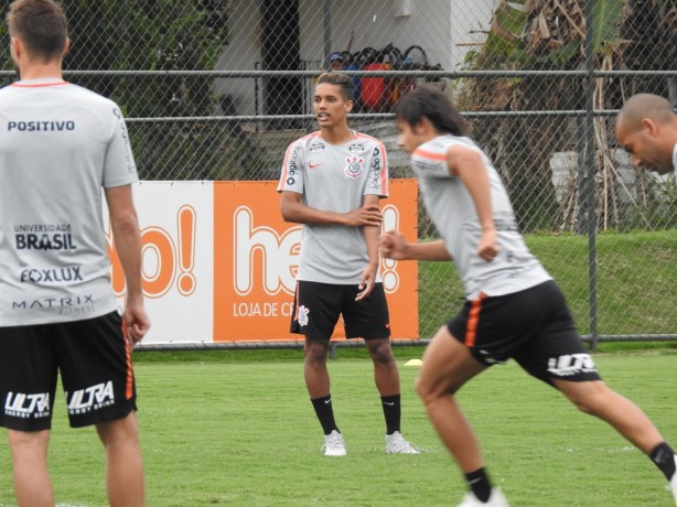 Romero deve estar em campo diante do Cruzeiro