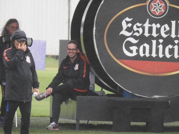 Médico Ivan Grava durante treino na tarde da última sexta-feira