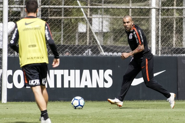 Corinthians faz seu último treino antes de enfrentar o São Paulo na Arena