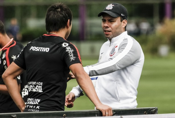 Corinthians faz seu último treino antes de enfrentar o São Paulo na Arena