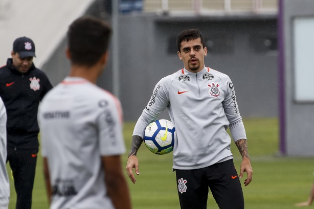 Corinthians se prepara para enfrentar o São Paulo