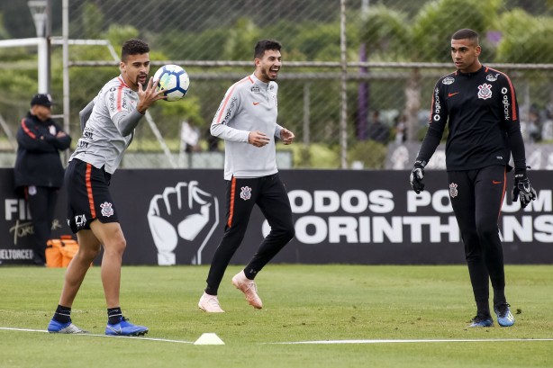 Corinthians se prepara para enfrentar o São Paulo