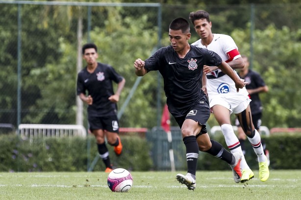 Corinthians vence o São Paulo por 3 a 1 e está na final do campeonato paulista sub-20