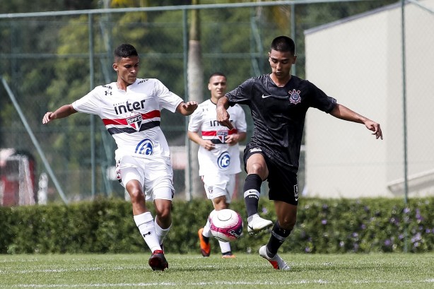 Corinthians vence o São Paulo por 3 a 1 e está na final do campeonato paulista sub-20