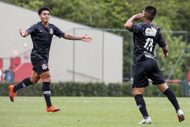 Corinthians vence o São Paulo por 3 a 1 e está na final do campeonato paulista sub-20