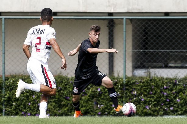 Corinthians vence o São Paulo por 3 a 1 e está na final do campeonato paulista sub-20