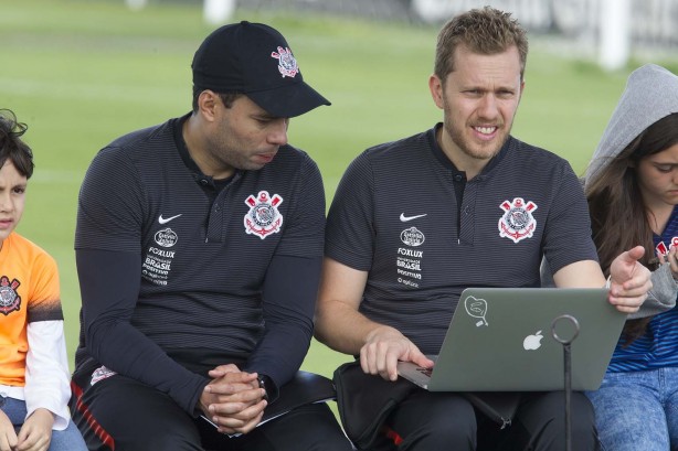Jair Ventura treina o Corinthians sob pressão