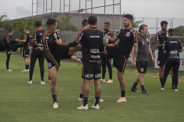 Jogadores fizeram o último treino antes de enfrentarem a Chapecoense, pelo Brasileirão