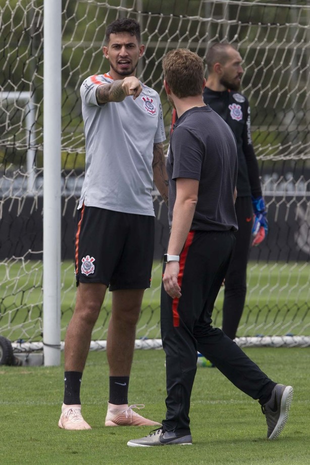 Pedro Henrique no último treino do Corinthians no ano de 2018