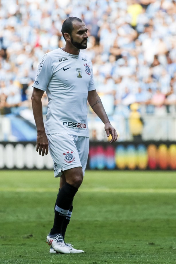 Danilo faz, contra o Grêmio, seu último jogo como atleta corinthiano
