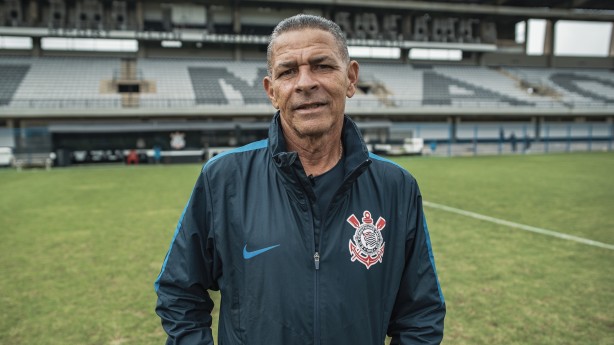 Z Augusto, tcnico de Willian na base do Corinthians,  personagem de produo