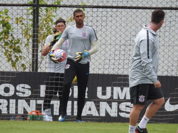 Goleiros do Timão treinam no CT