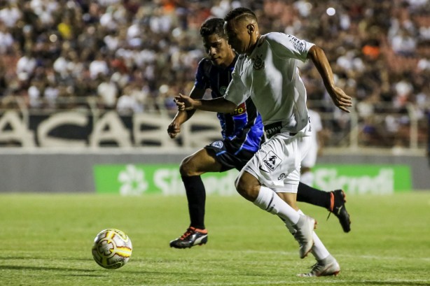 Janderson durante partida contra o Porto, de Pernambuco, pela Copinha 2019