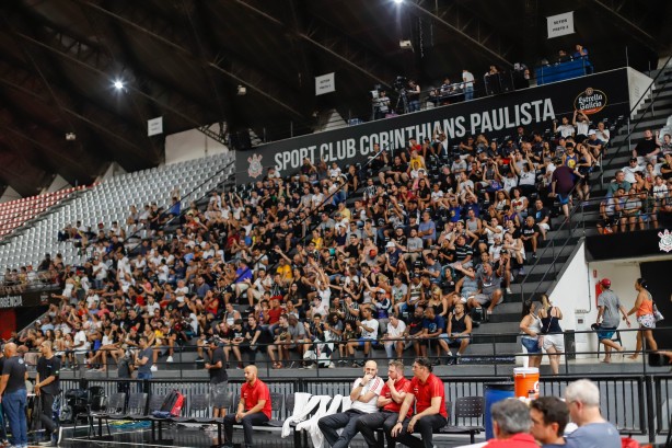 No Ginásio Wlamir Marques, o Timão recebeu o Flamengo pela décima semana do NBB