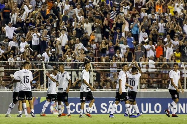 Timãozinho se classifica nos pênaltis e avança na Copinha 2019