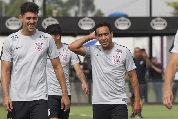 Avelar e Jadson treinam nesta quarta-feira no CT Joaquim Grava já de olho na estreia do Paulistão