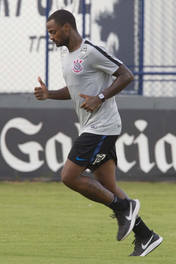 Renê Júnior durante treino desta quinta-feira no CT Joaquim Grava