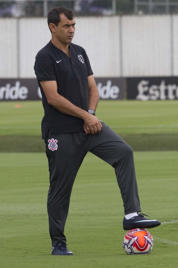 Carille faz treino preparatório para início no Paulistão 2019