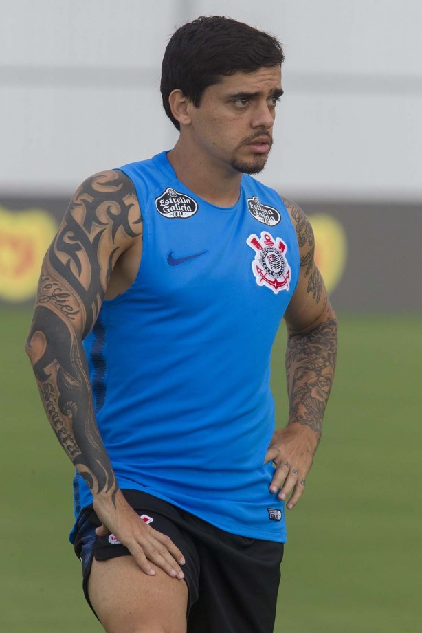 Fagner no penúltimo treino antes do primeiro jogo pelo Paulistão 2019