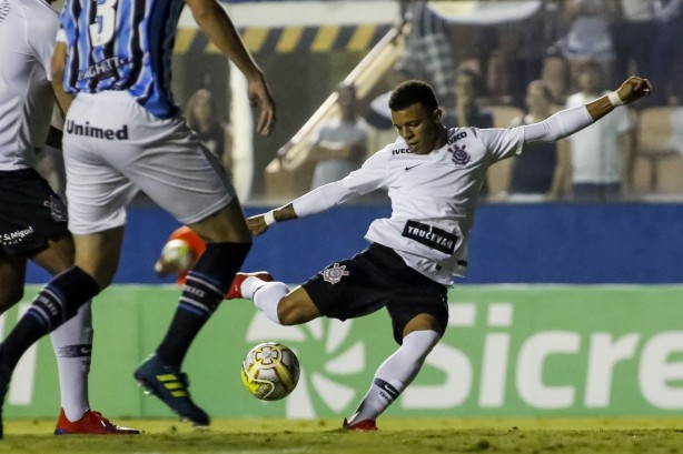 Rafael Bilu durante partida contra o Grêmio, que deu vaga à semifinal da Copinha ao Corinthians
