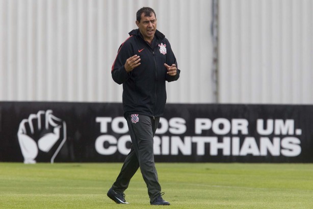Carille já treina a equipe após perder para o Guarani, no Paulistão