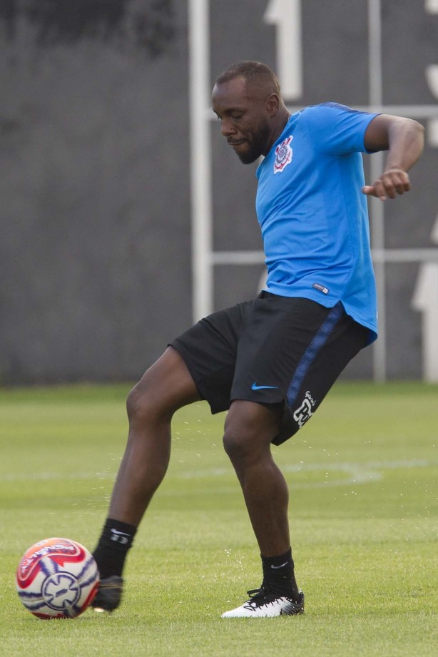 Manoel faz último treino antes do jogo contra o Red Bull, pelo Paulistão