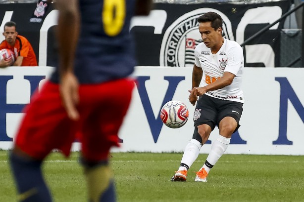 Meia Jadson durante jogo contra o Red Bull Brasil, pelo Paulistão, na Arena Corinthians