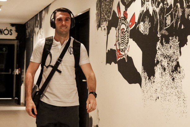 Boselli chega ao vestiário da Arena Corinthians para o jogo contra o Red Bull