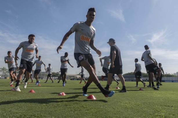 Richard no treinamento desta sexta-feira no CT Joaquim Grava