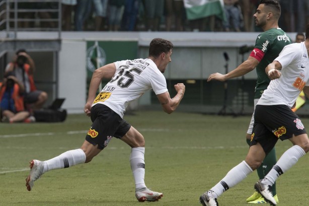 Avelar anotou o único gol da partida contra o Palmeiras, pelo Campeonato Paulista