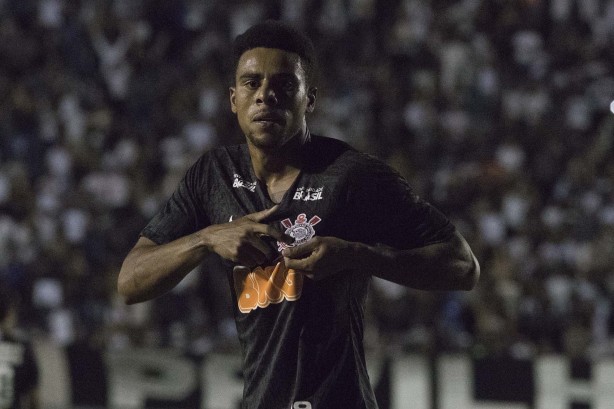 Gustagol foi o cara do jogo contra o Ferroviário, pela Copa do Brasil