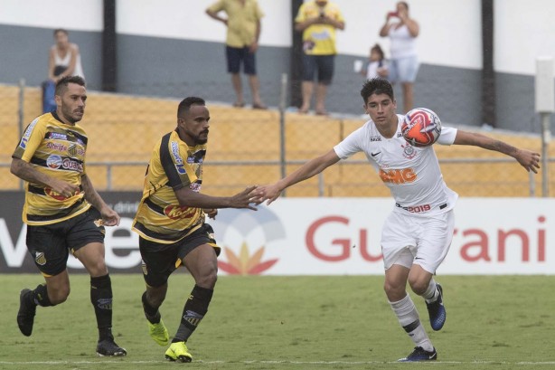 Garoto Araos no jogo contra o Novorizontino, pelo Paulistão