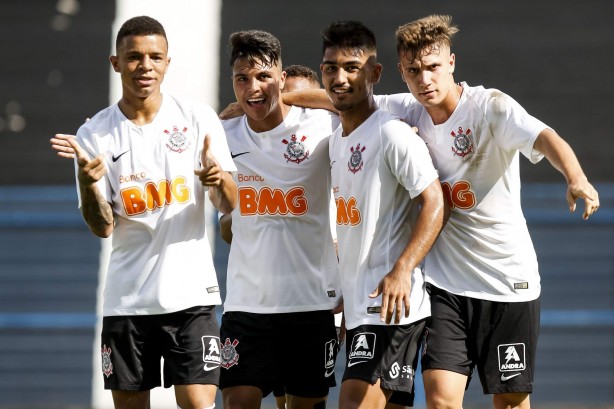 Bilu, Roni, Oya e Lucas Piton na goleada por 5 a 0 sobre o River-PI, pela Copa do Brasil Sub-20