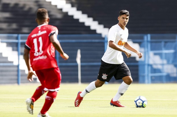 Caetano durante goleada por 5 a 1 no River-PI, pela Copa do Brasil Sub-20