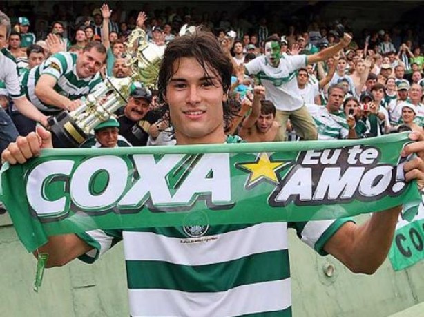 Pedro Ken,então jovem revelação do Coritiba, foi quem levou Jucilei para o Corinthians
