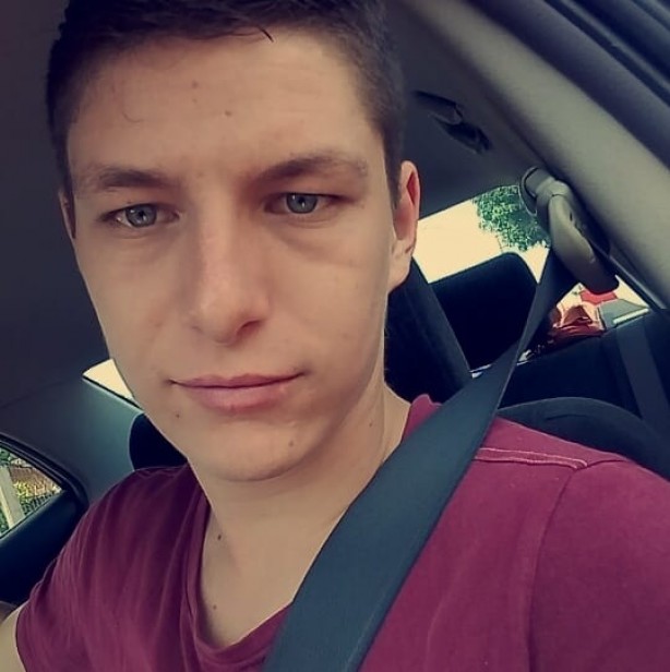 Daniel é torcedor colorado e está se recuperando do acidente