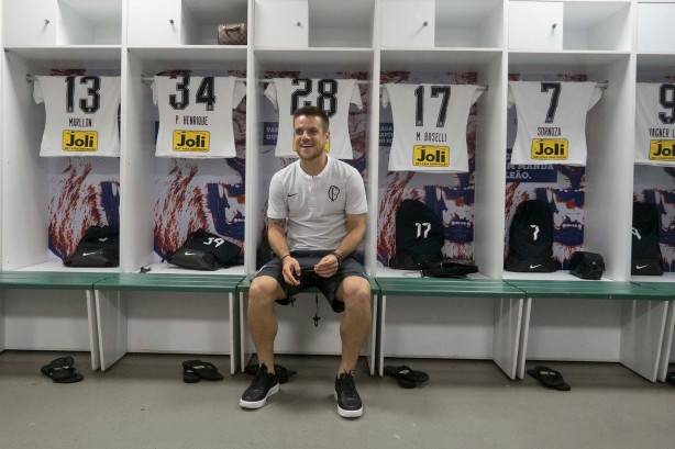 Ramiro no vestiário do Castelão antes do jogo contra o Ceará, pela Copa do Brasil