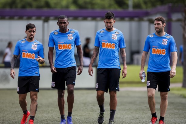 Corinthians finaliza preparação para jogo contra o Oeste, no domingo
