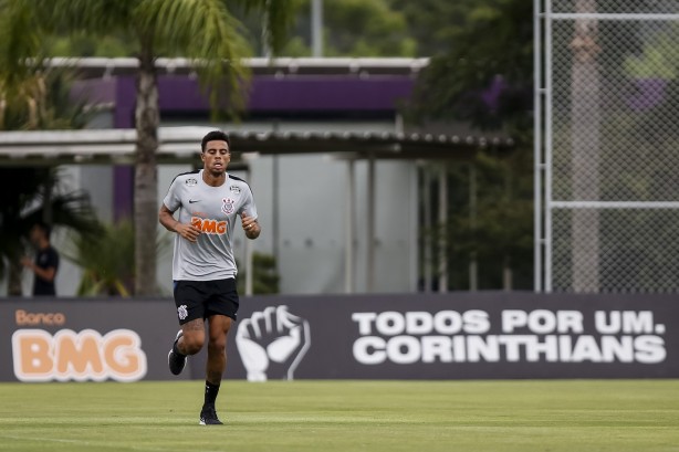 Gustavo se recupera e pode enfrentar o Oeste, pelo Paulistão