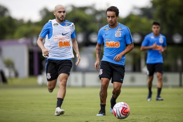 Régis e Jadson no treino deste sábado no CT Joaquim Grava